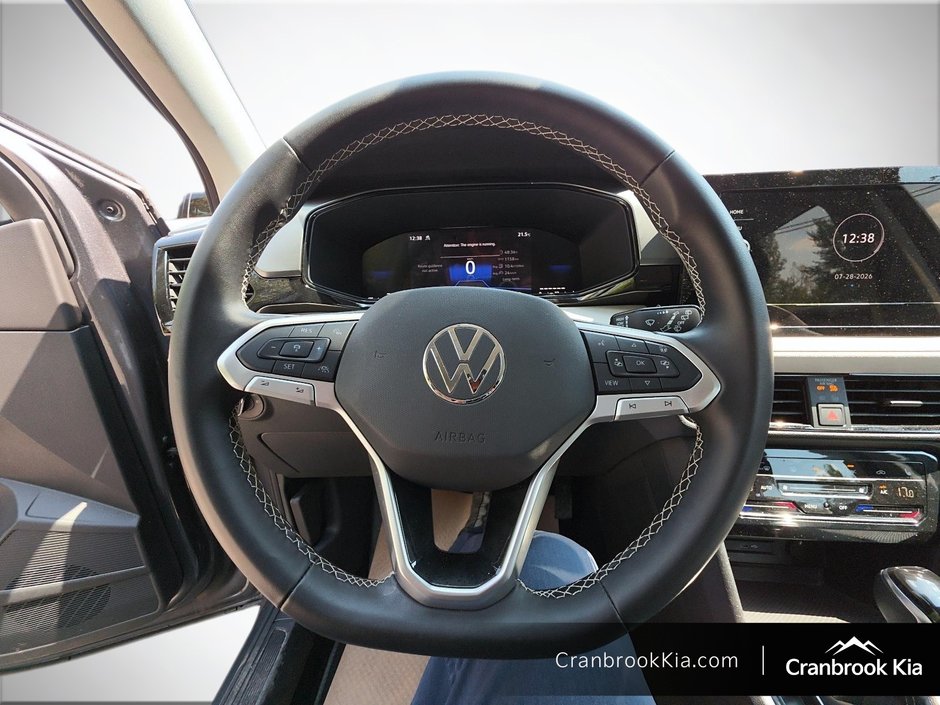 2025 Volkswagen Taos Trendline-11