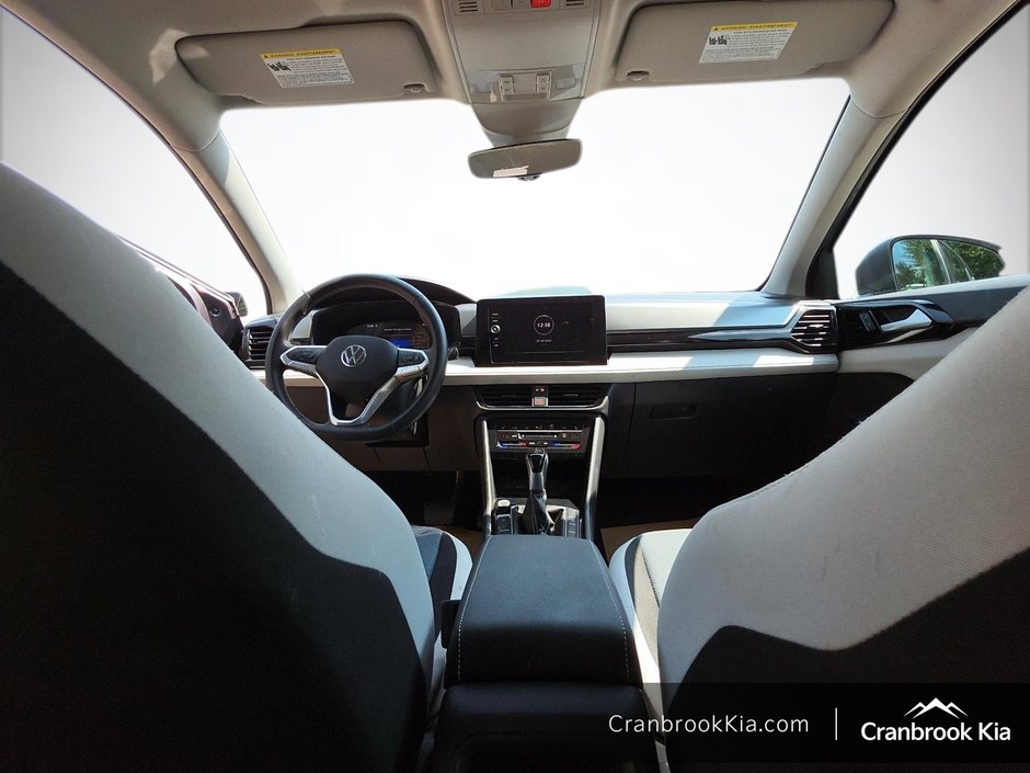 2025 Volkswagen Taos Trendline-9