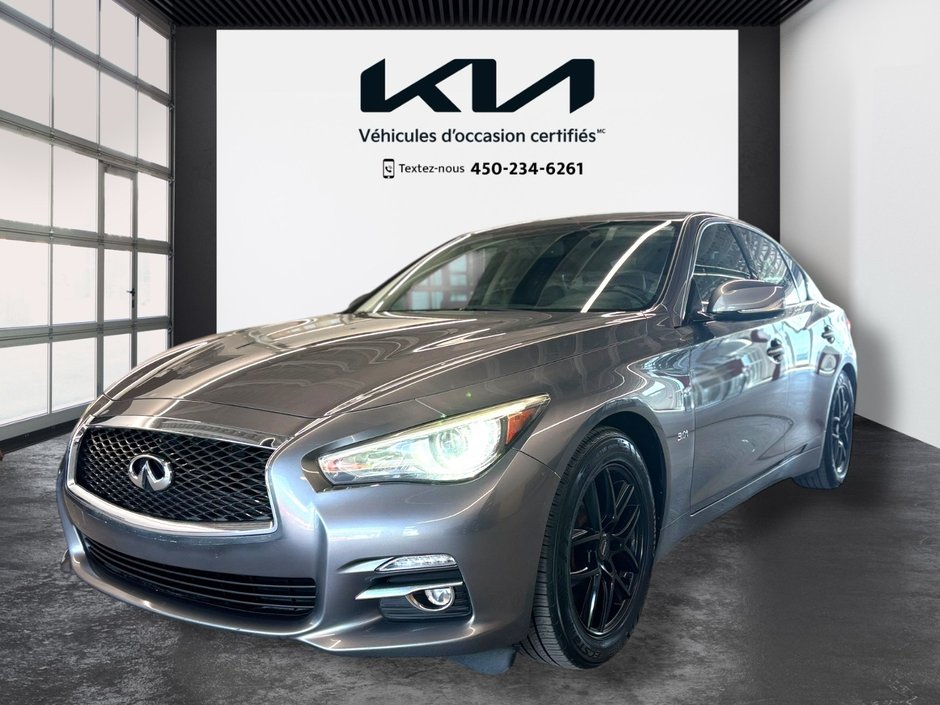 2017 Infiniti Q50 PREMIUM, 3.0T, AWD, 8 ROUES, TOIT, AUCUN ACCIDENT in Mirabel, Quebec