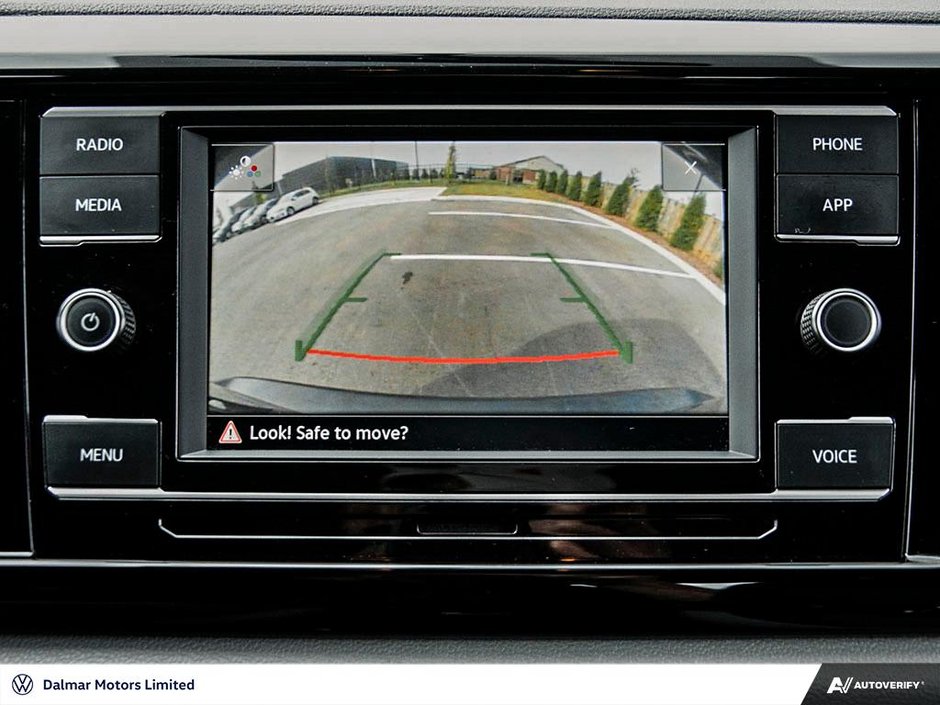 2022 Volkswagen Taos Trendline 23658V Dalmar Motors Ltd in London