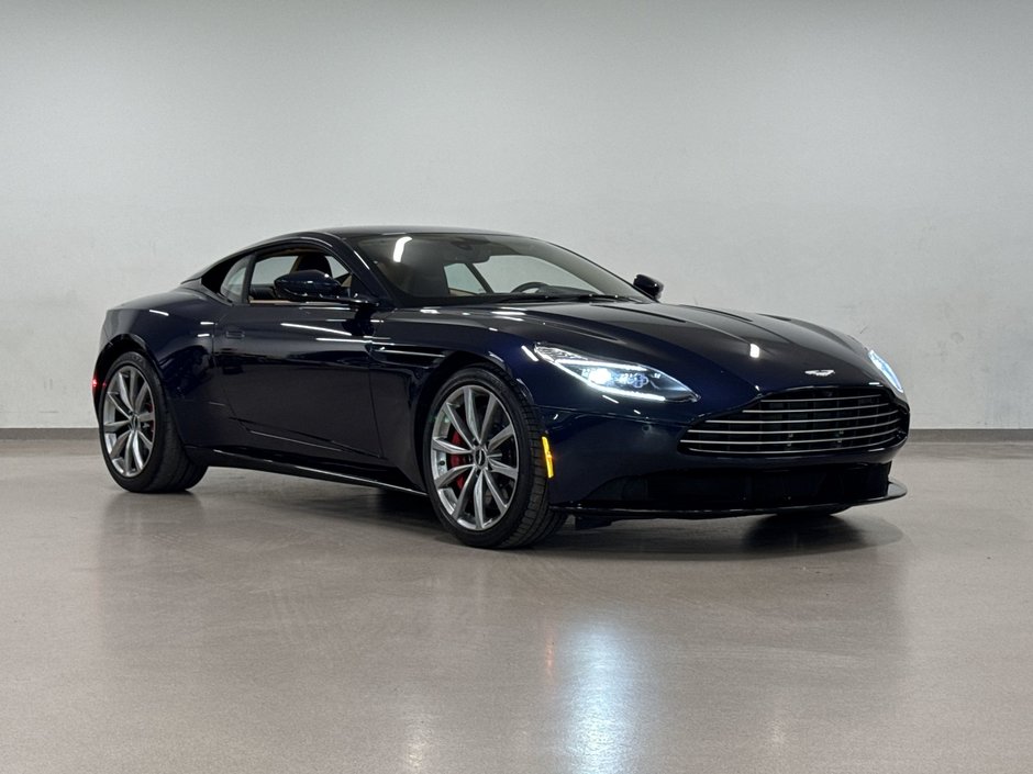 2018 Aston Martin DB11 V12 Coupe-1