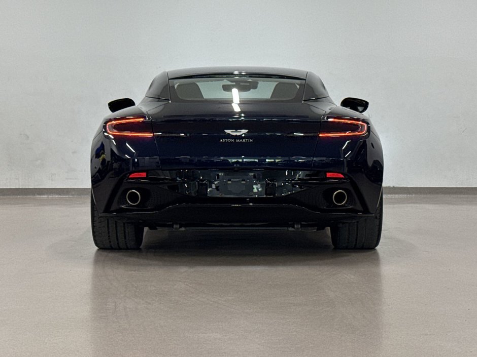 2018 Aston Martin DB11 V12 Coupe-6