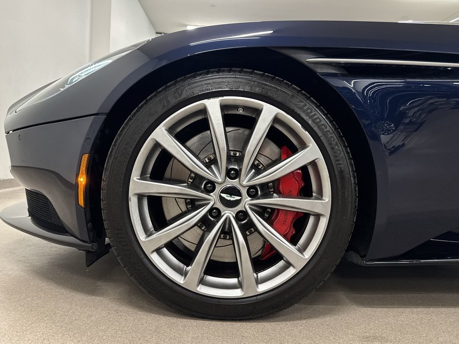 2018 Aston Martin DB11 V12 Coupe-26