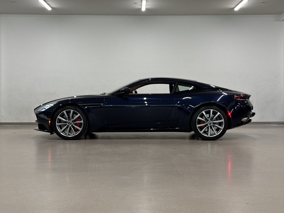 2018 Aston Martin DB11 V12 Coupe-4