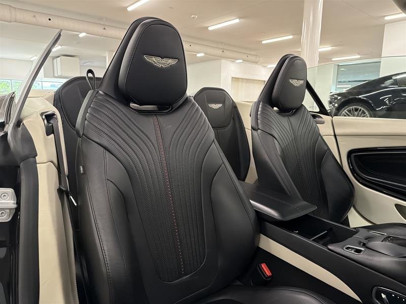 2019 Aston Martin DB11 V8 Volante-17