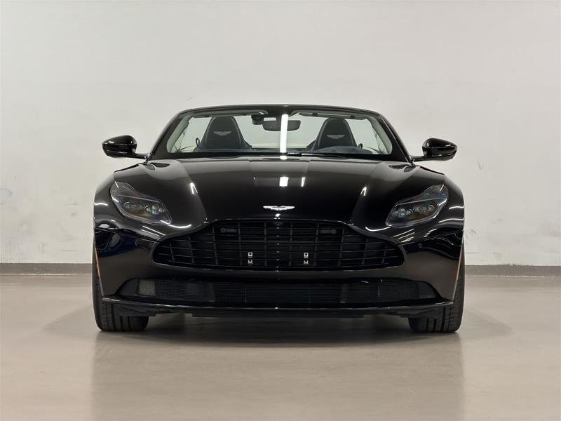2019 Aston Martin DB11 V8 Volante-1