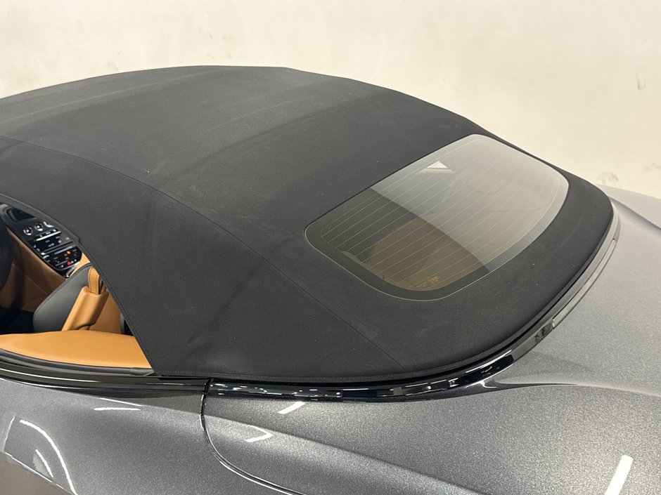 Aston Martin DB11 V8 Volante 2022-21