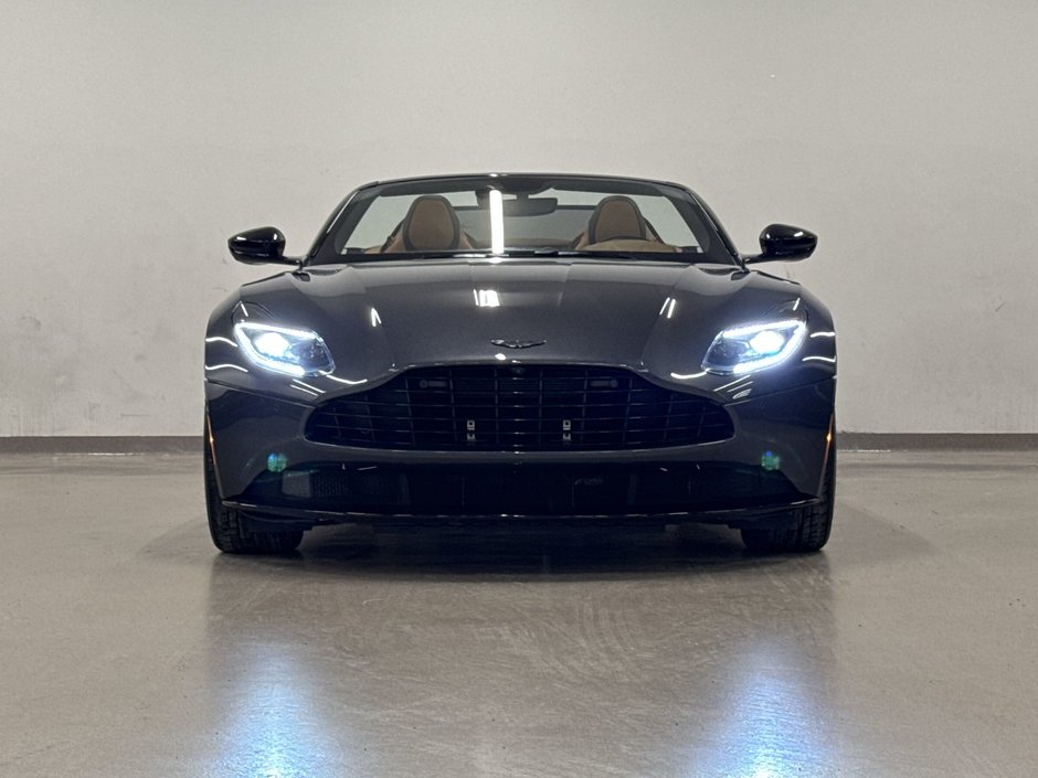 Aston Martin DB11 V8 Volante 2022-2