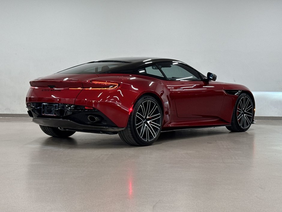 2024 Aston Martin DB12 Coupe-7