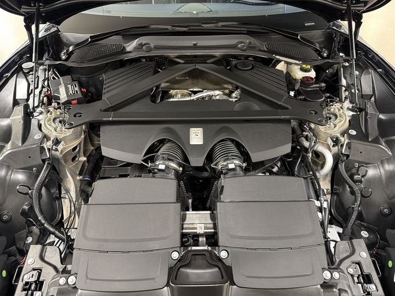 Aston Martin DB12 V8 S Coupe 2026-18
