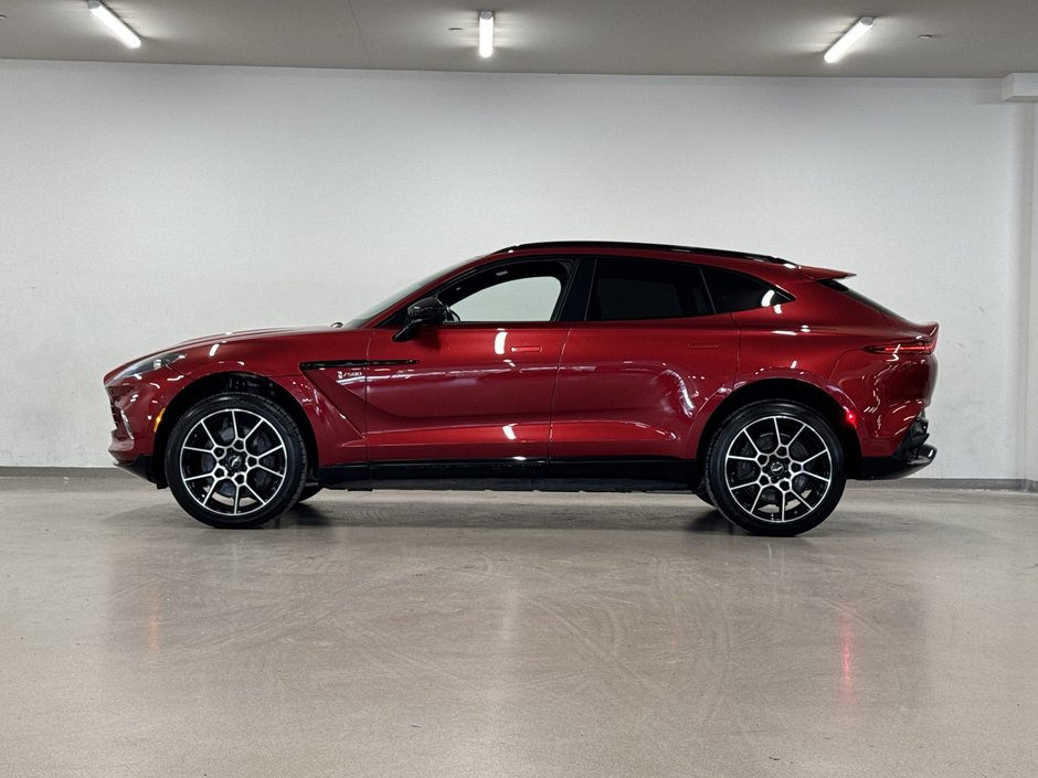 2021 Aston Martin DBX-4