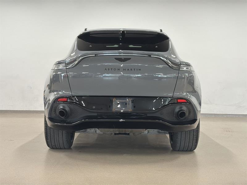 2021 Aston Martin DBX-4
