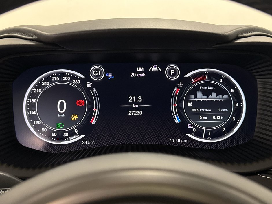 Aston Martin DBX  2022-15