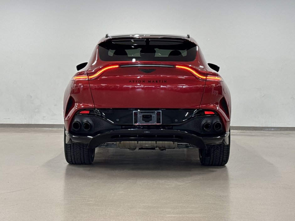 2023 Aston Martin DBX707 707-6