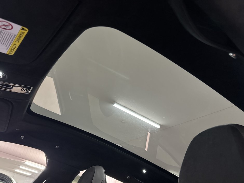 Aston Martin DBX707 707 2023-21