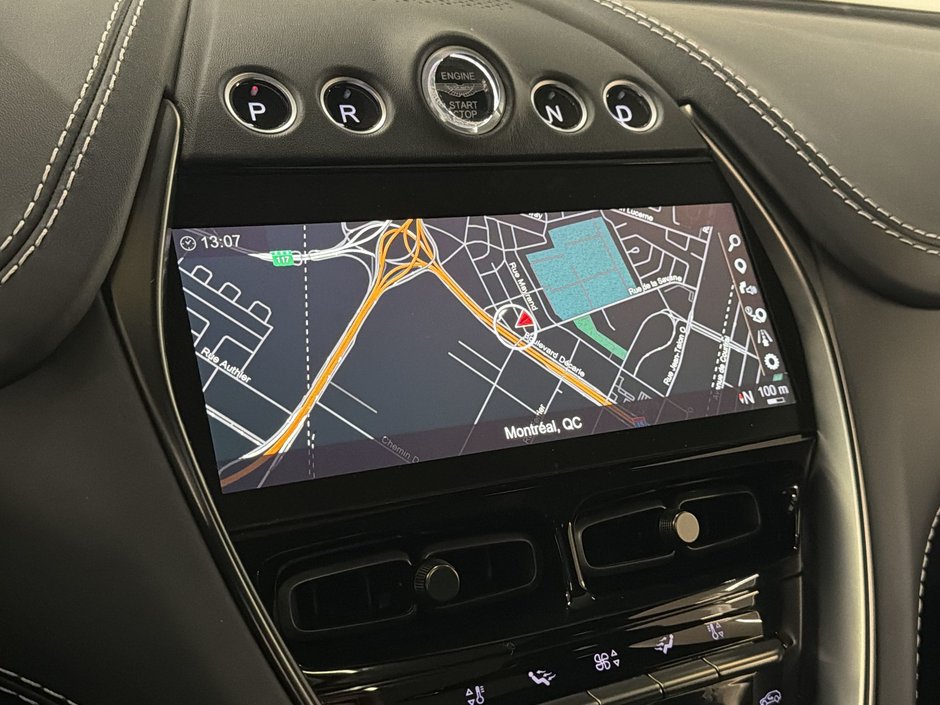 Aston Martin DBX707 707 2023-18