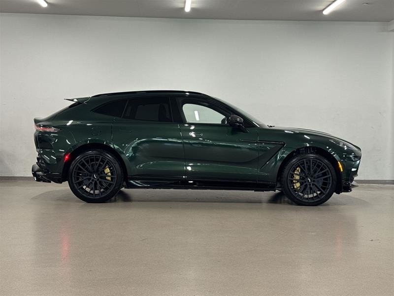 Aston Martin DBX707 707 2024-2