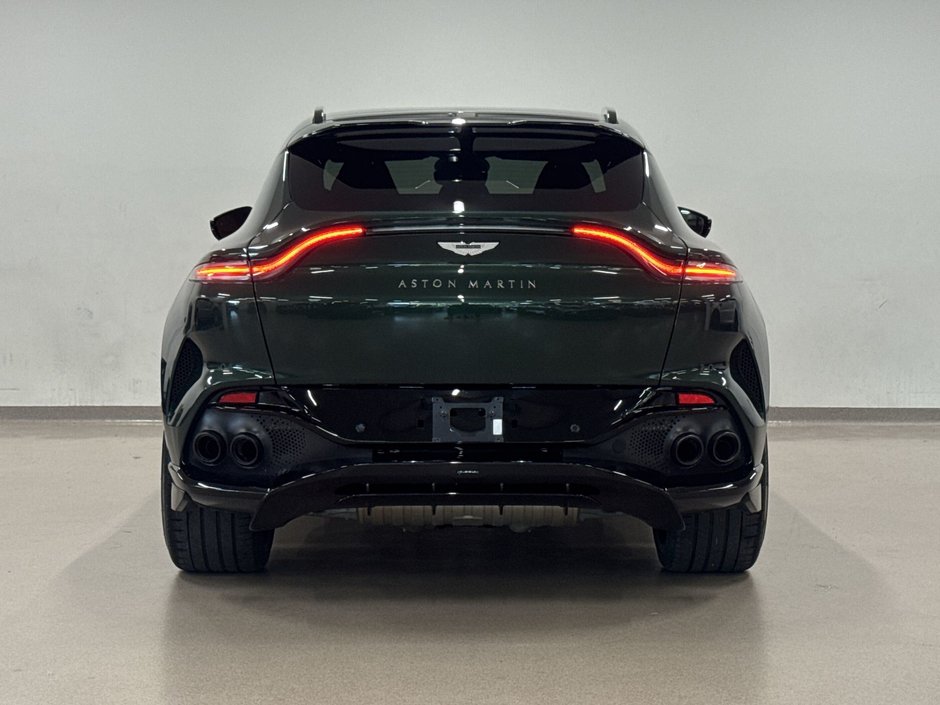 2024 Aston Martin DBX707 707-12