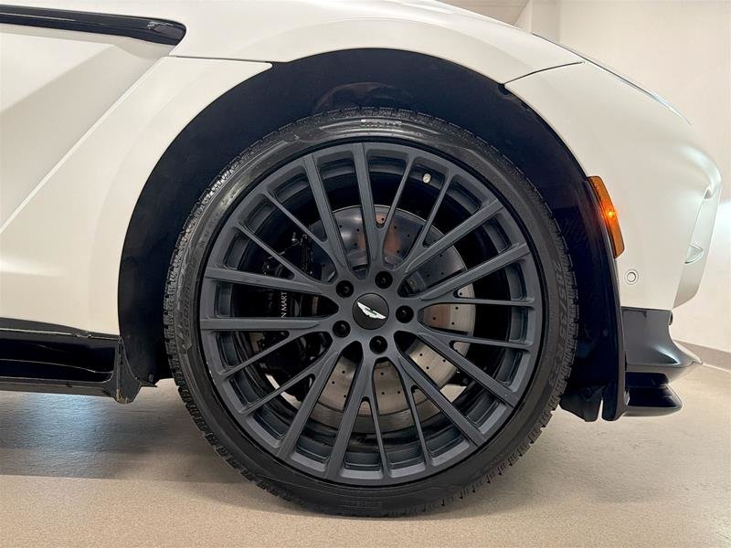 Aston Martin DBX707 707 2025-18