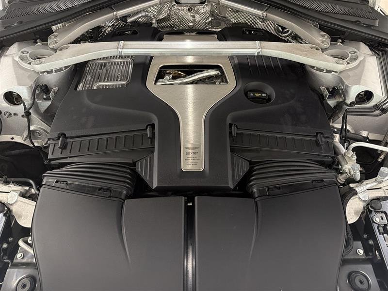 Aston Martin DBX707 707 2025-17