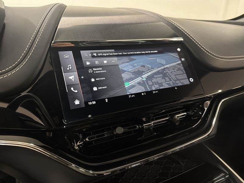 Aston Martin DBX707 707 2025-10