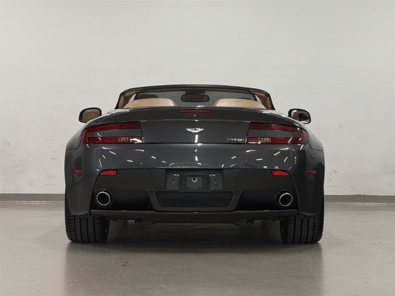 2013 Aston Martin V8 Vantage Roadster Sportshift-4