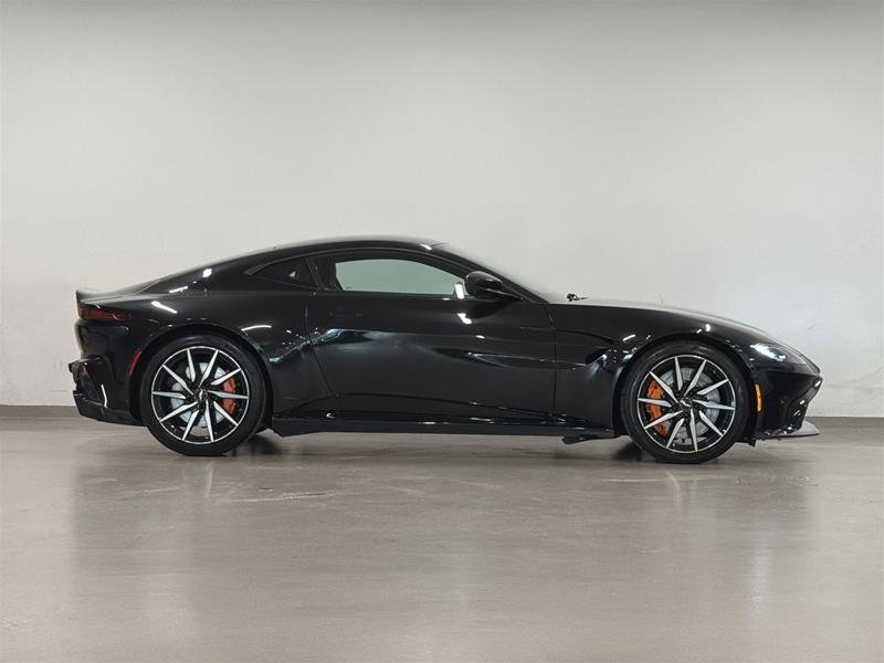 Aston Martin Vantage (2)  2020-2
