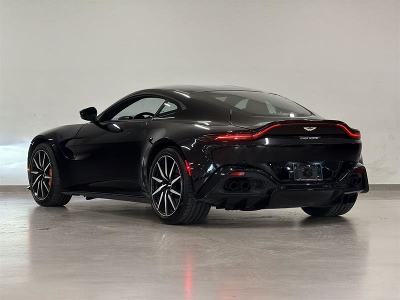 Aston Martin Vantage (2)  2020-5