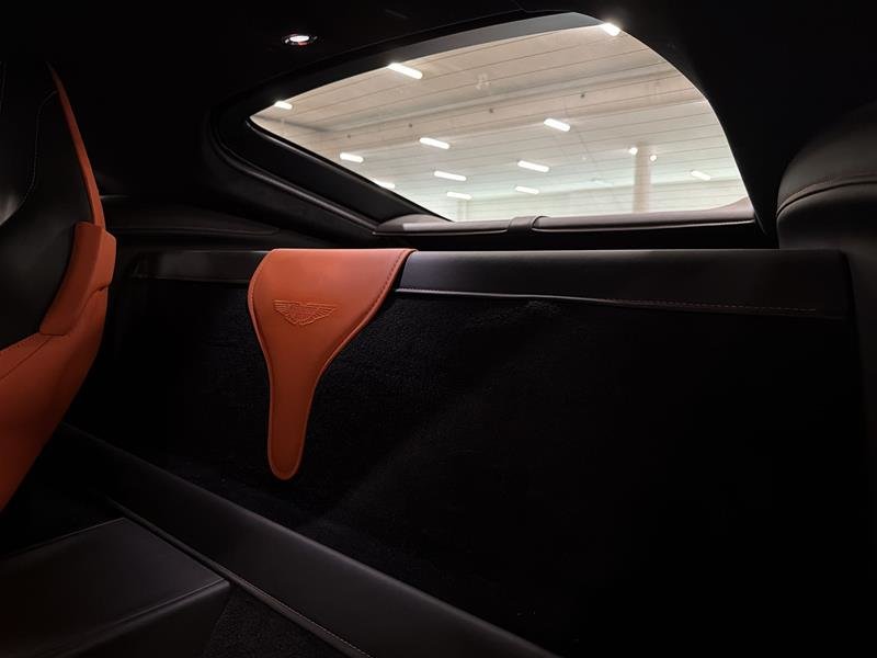 Aston Martin Vantage (2)  2020-14
