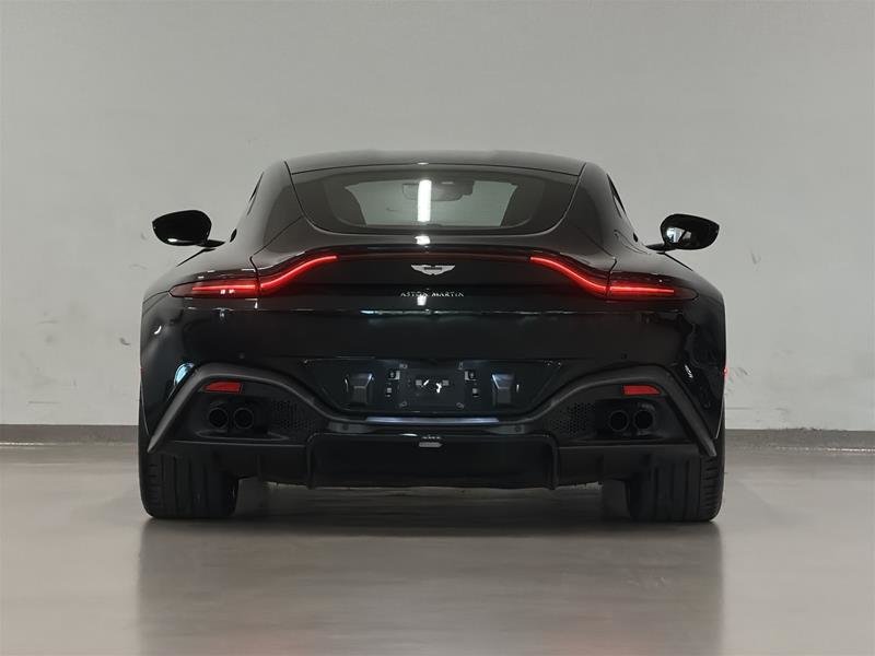 Aston Martin Vantage (2)  2020-4
