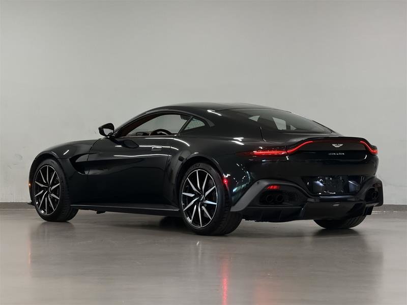 Aston Martin Vantage (2)  2020-5