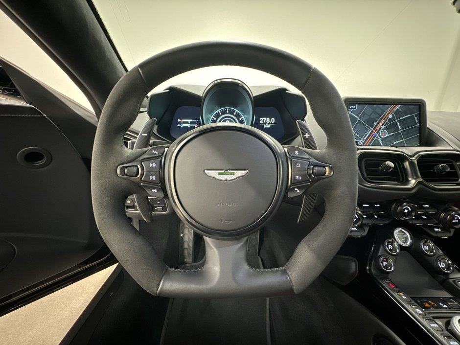 Aston Martin Vantage Coupe 2022-19