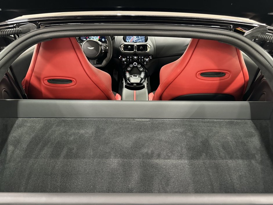 Aston Martin Vantage Coupe 2022-22