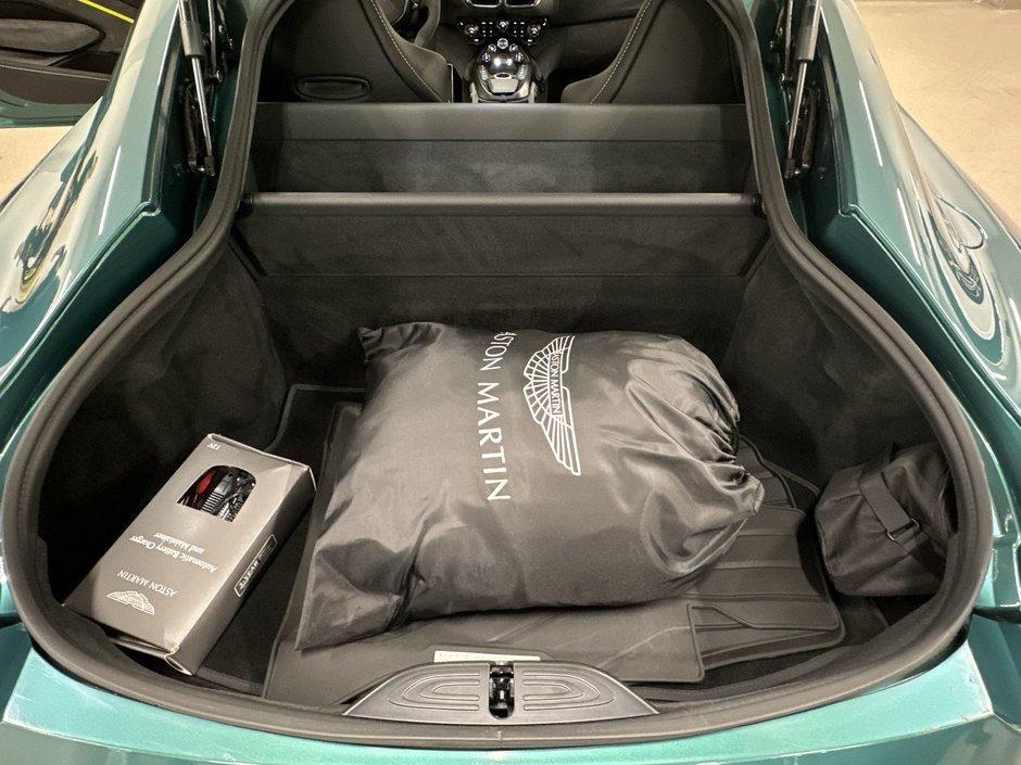 Aston Martin Vantage F1 Coupe 2022-23