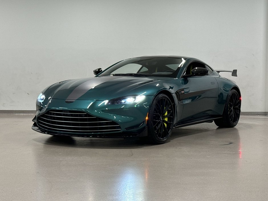Aston Martin Vantage F1 Coupe 2022-3