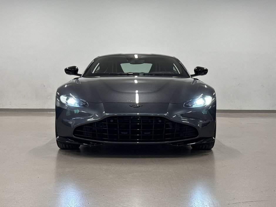 Aston Martin Vantage Coupe 2022-9