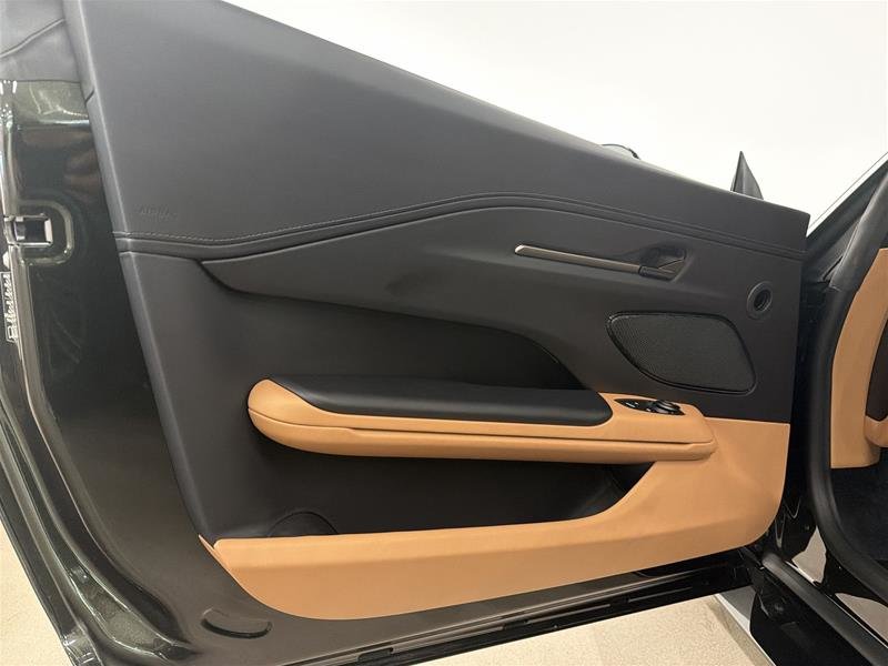 Aston Martin Vantage Roadster 2026-6