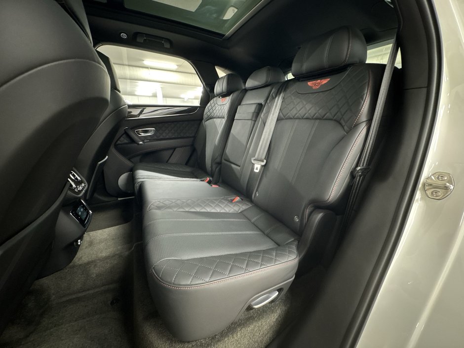 2019 Bentley Bentayga V8-22