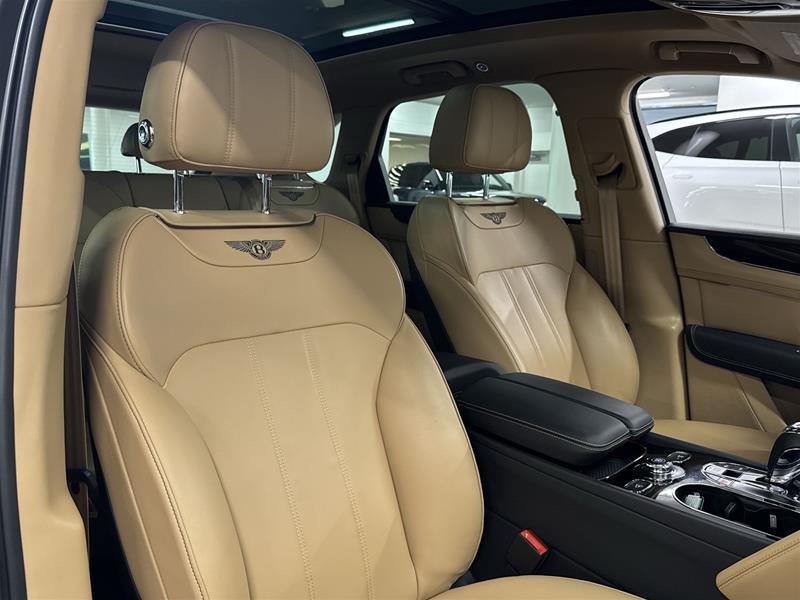 2019 Bentley Bentayga V8-16