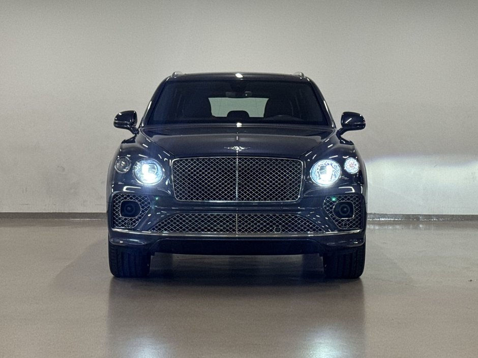 Bentley Bentayga V8 2021-9