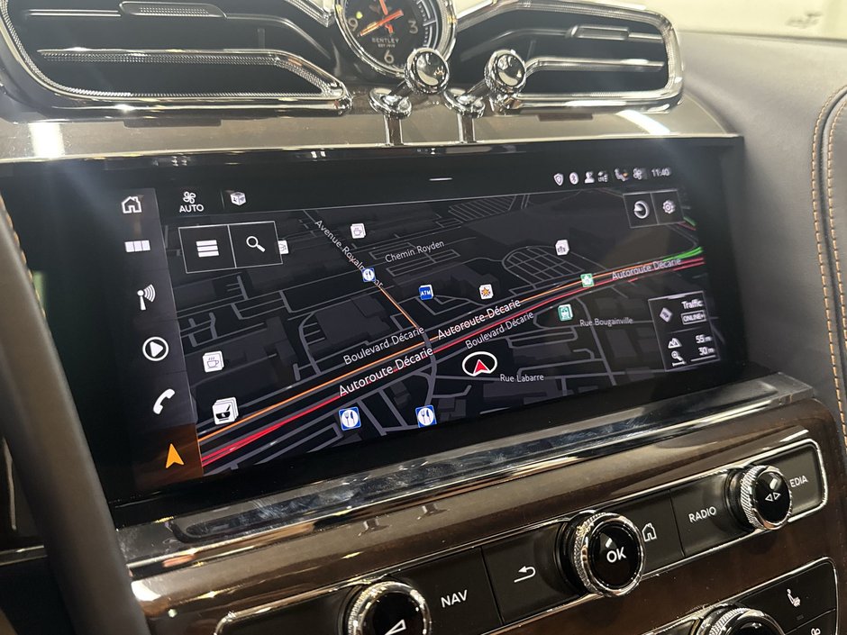 2021 Bentley Bentayga V8-18