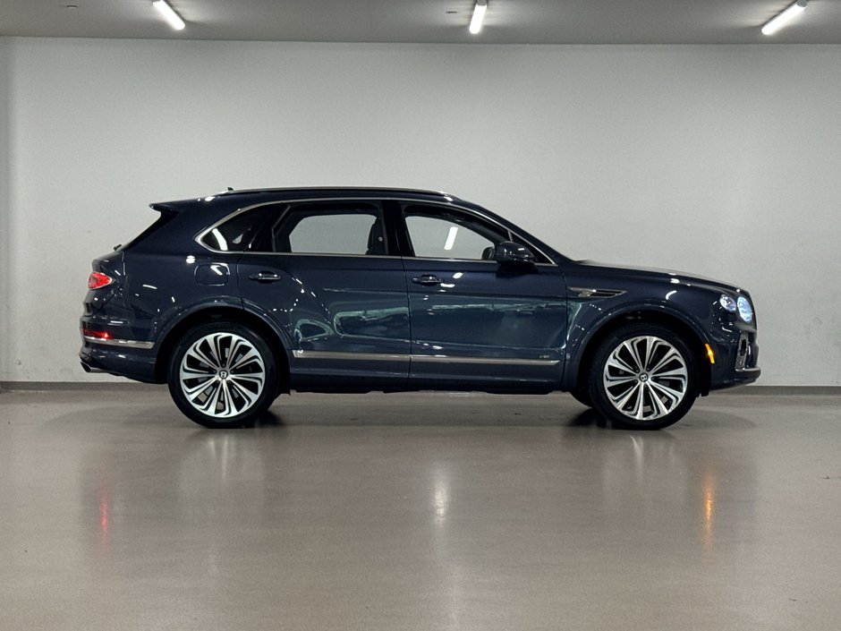 Bentley Bentayga V8 2021-8