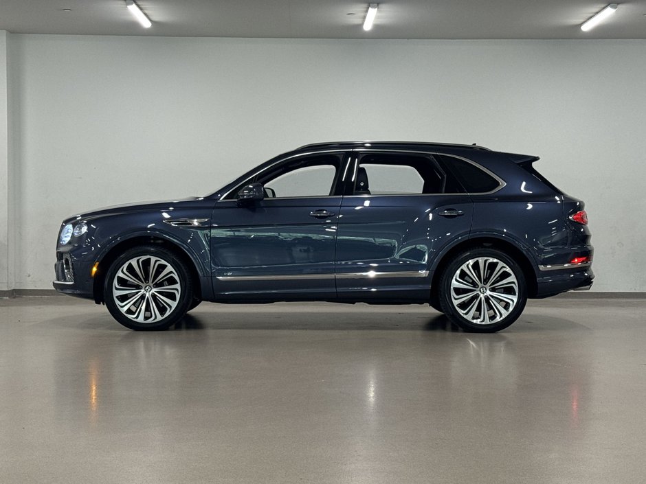 Bentley Bentayga V8 2021-10