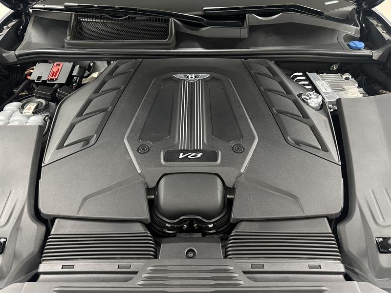 Bentley Bentayga V8 2021-16