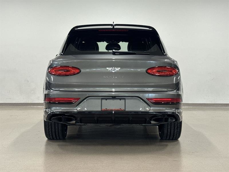2021 Bentley Bentayga V8-4