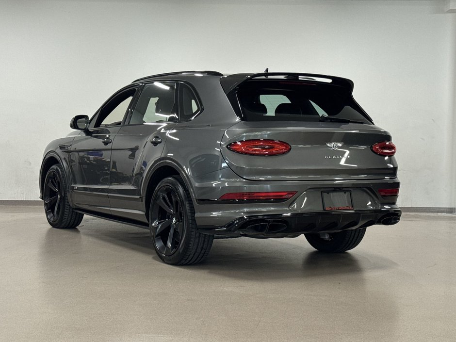 Bentley Bentayga V8 2021-13