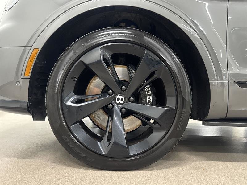 Bentley Bentayga V8 2021-18