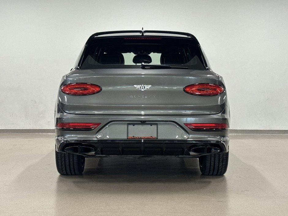 Bentley Bentayga V8 2021-12