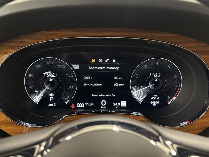 2021 Bentley Bentayga V8-8