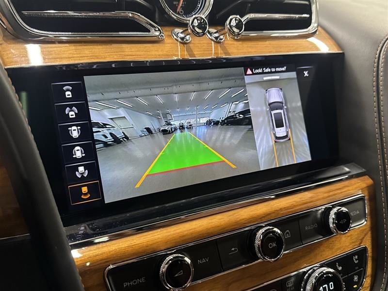 Bentley Bentayga V8 2021-9